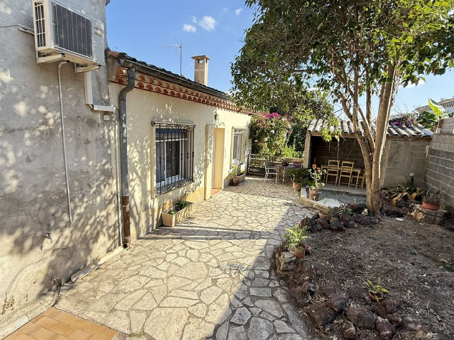  te koop huis Puissalicon Hérault 2