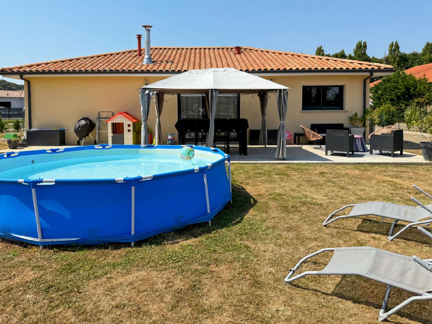  te koop huis Renung Landes 2