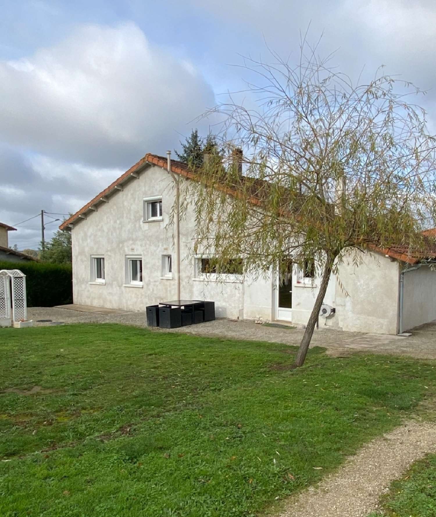  te koop huis Rivières Charente 1
