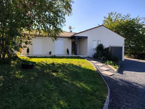 Ruelle-sur-Touvre Charente house foto 7174238