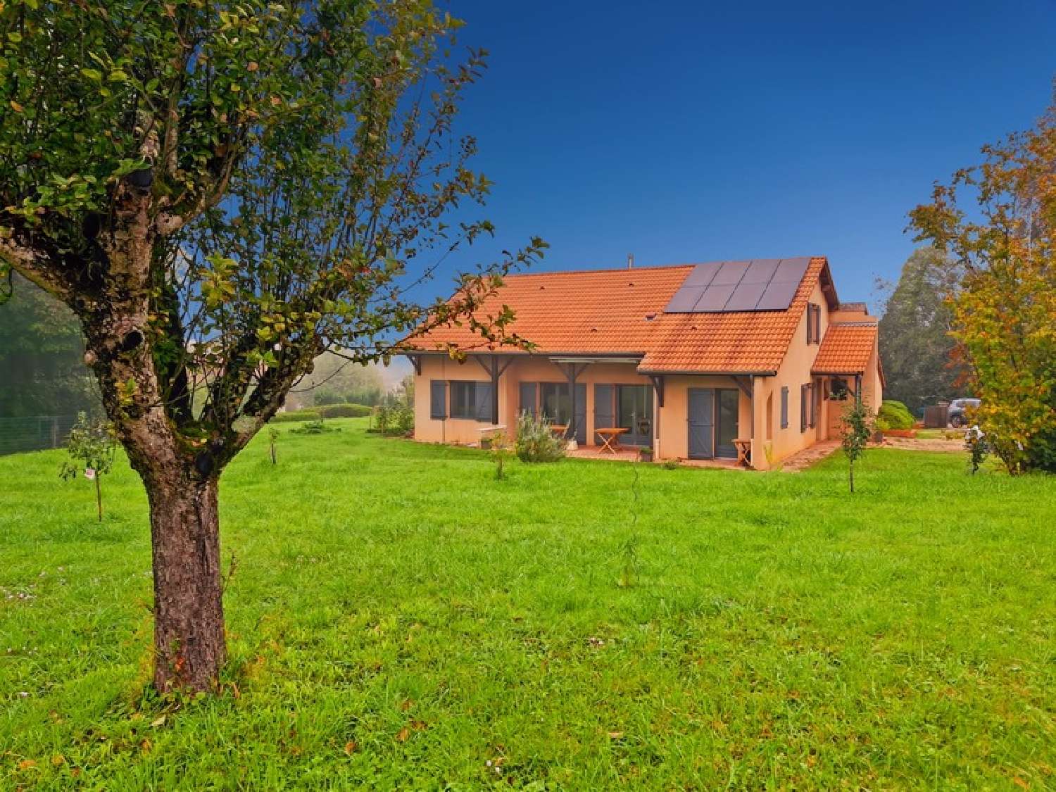 for sale house Saint-Amour Jura 1