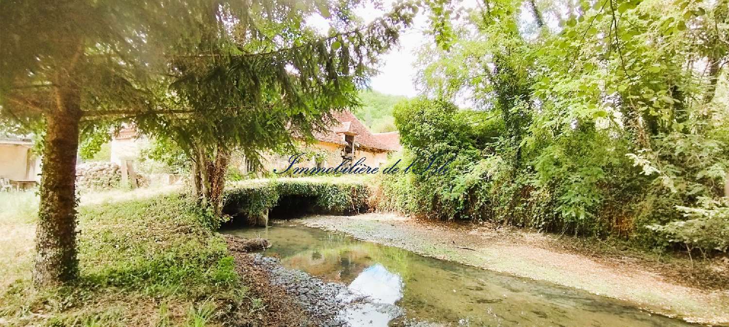 à vendre maison Saint-Antoine-d'Auberoche Dordogne 1