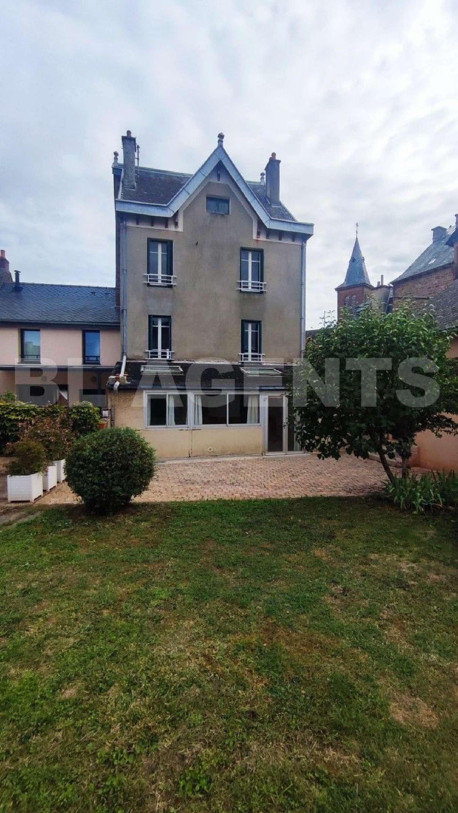  for sale house Saint-Christophe-Vallon Aveyron 1
