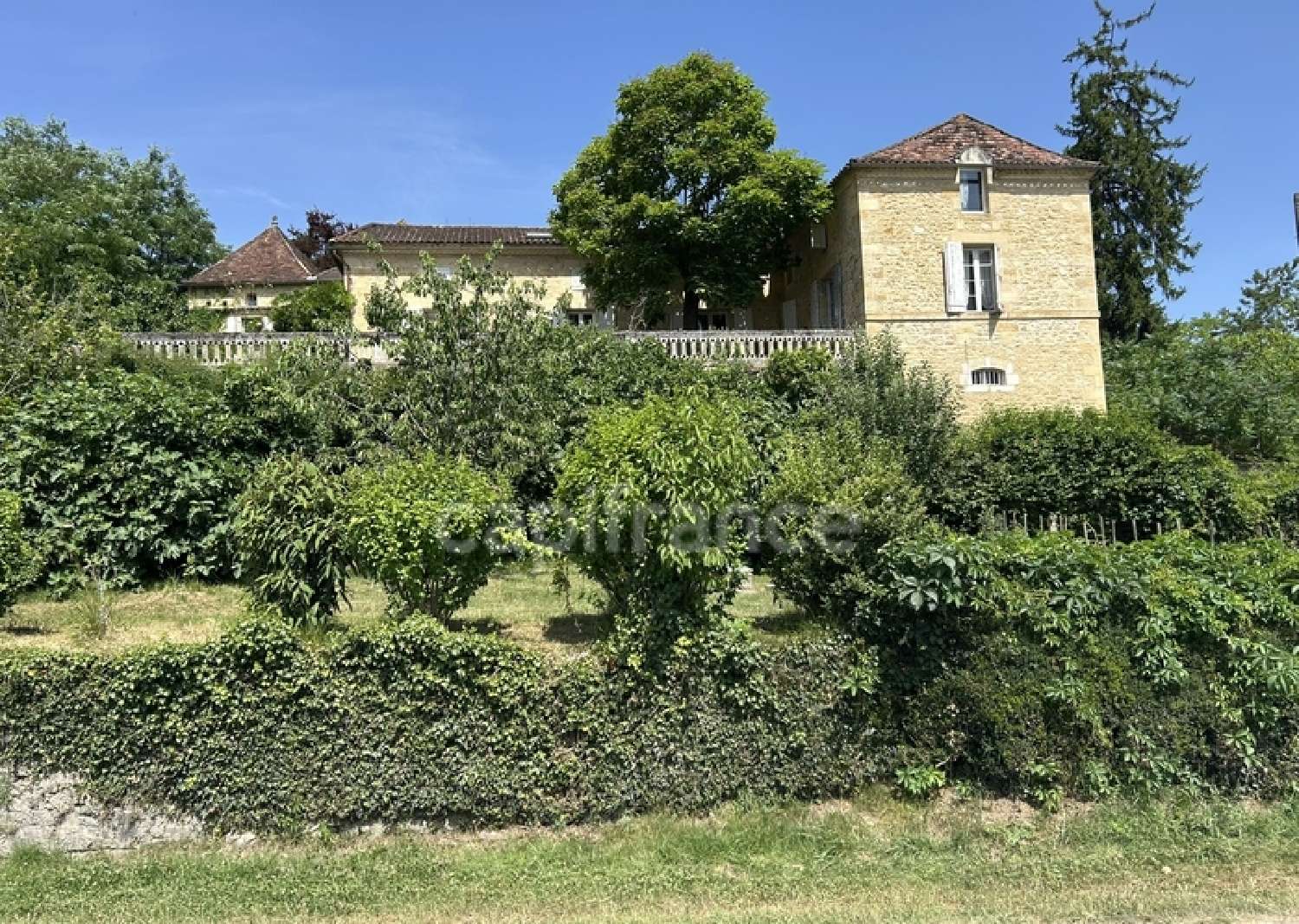 for sale house Saint-Cyprien Dordogne 2