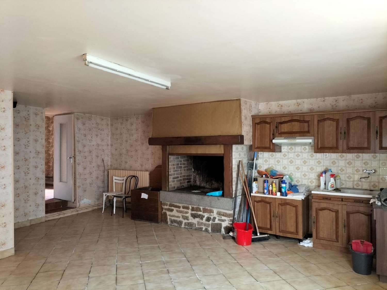  for sale house Saint-Cyr-en-Pail Mayenne 4