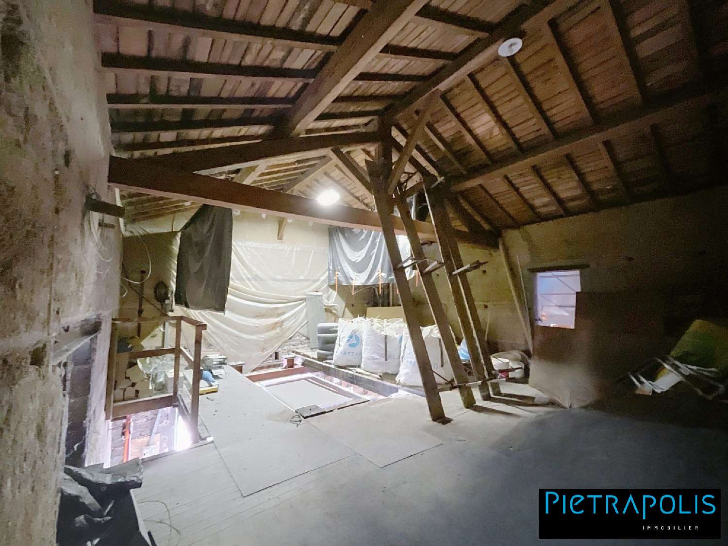  for sale house Saint-Étienne-la-Varenne Rhône 5