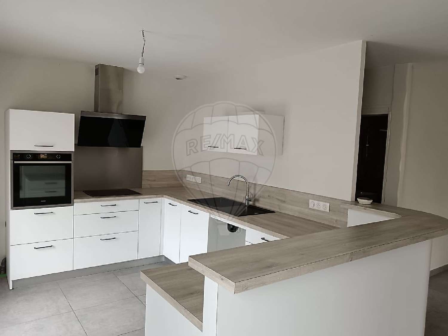  for sale house Saint-Étienne-des-Oullières Rhône 2