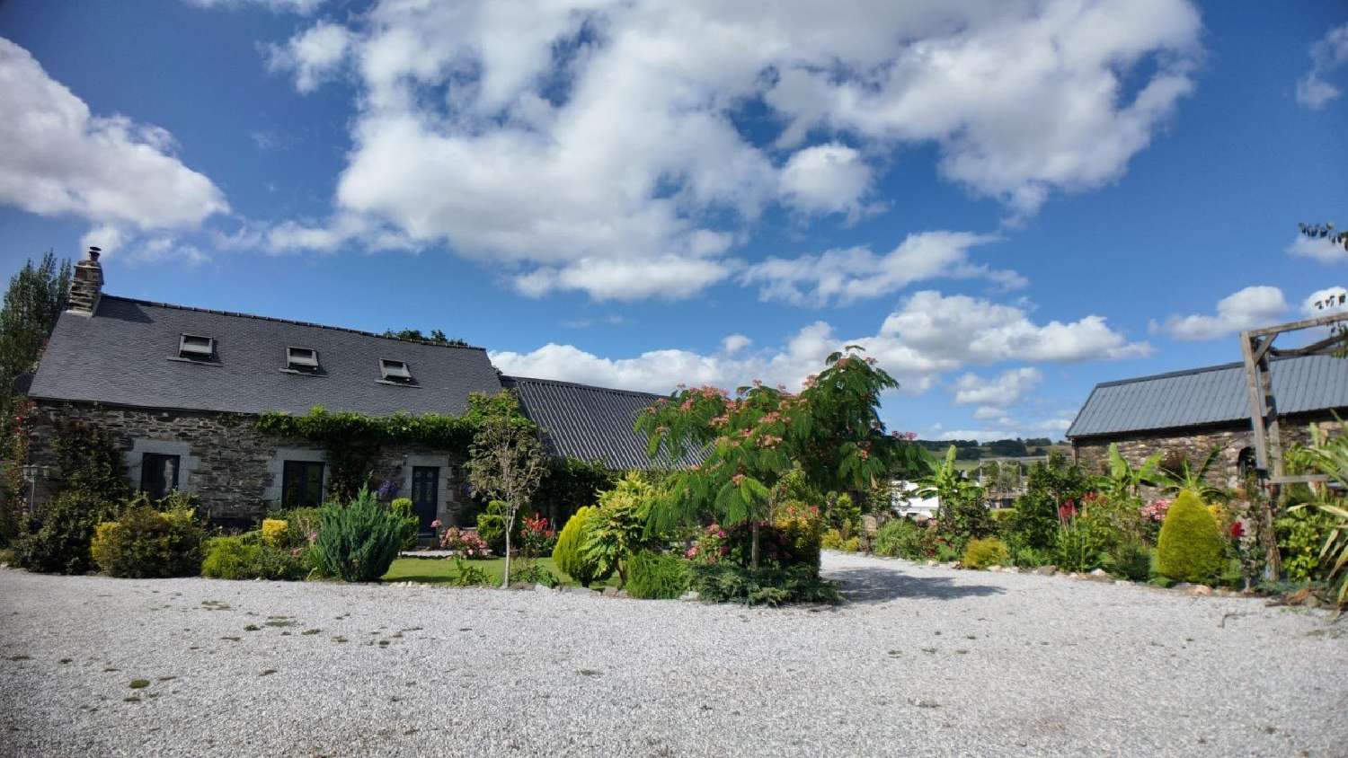 for sale house Saint-Gelven Côtes-d'Armor 1