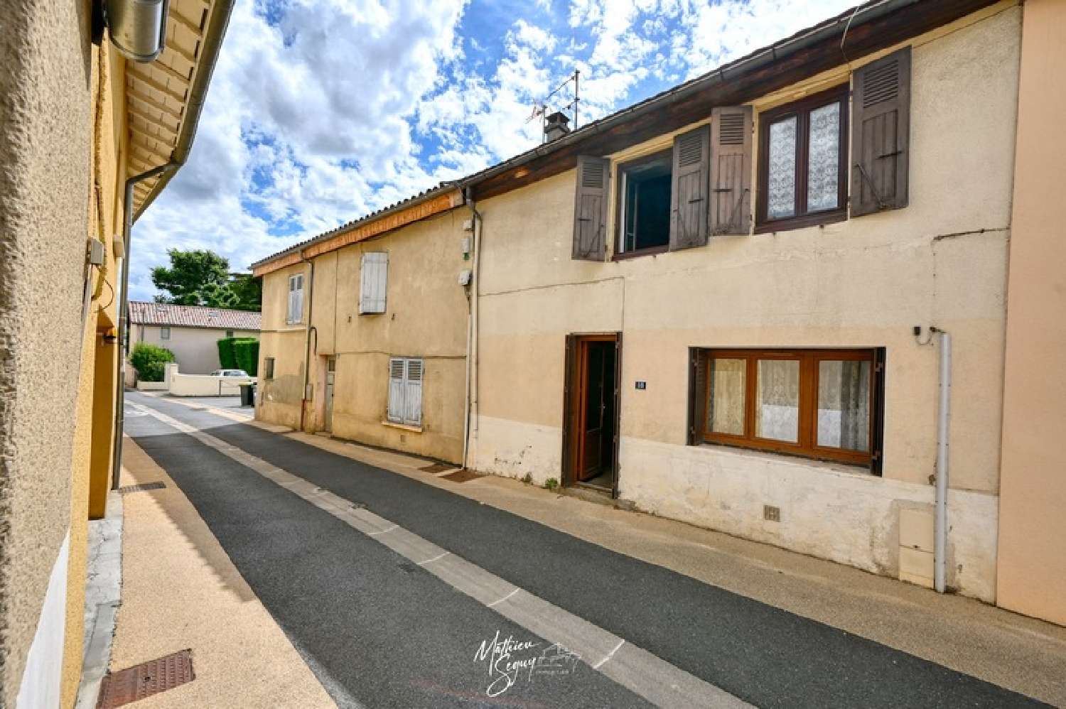 for sale house Saint-Genis-Laval Rhône 1