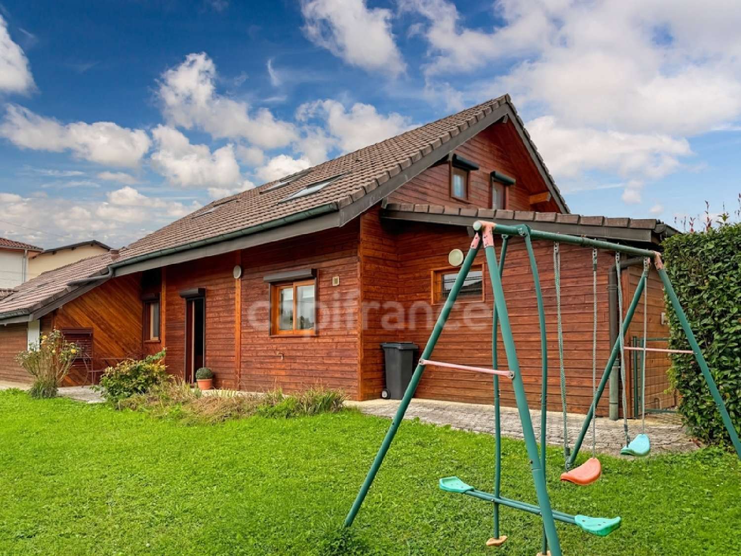  for sale house Saint-Genis-Pouilly Ain 1