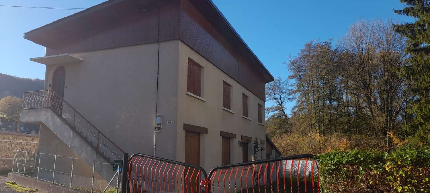 en venta casa Saint-Geoire-en-Valdaine Isère 1