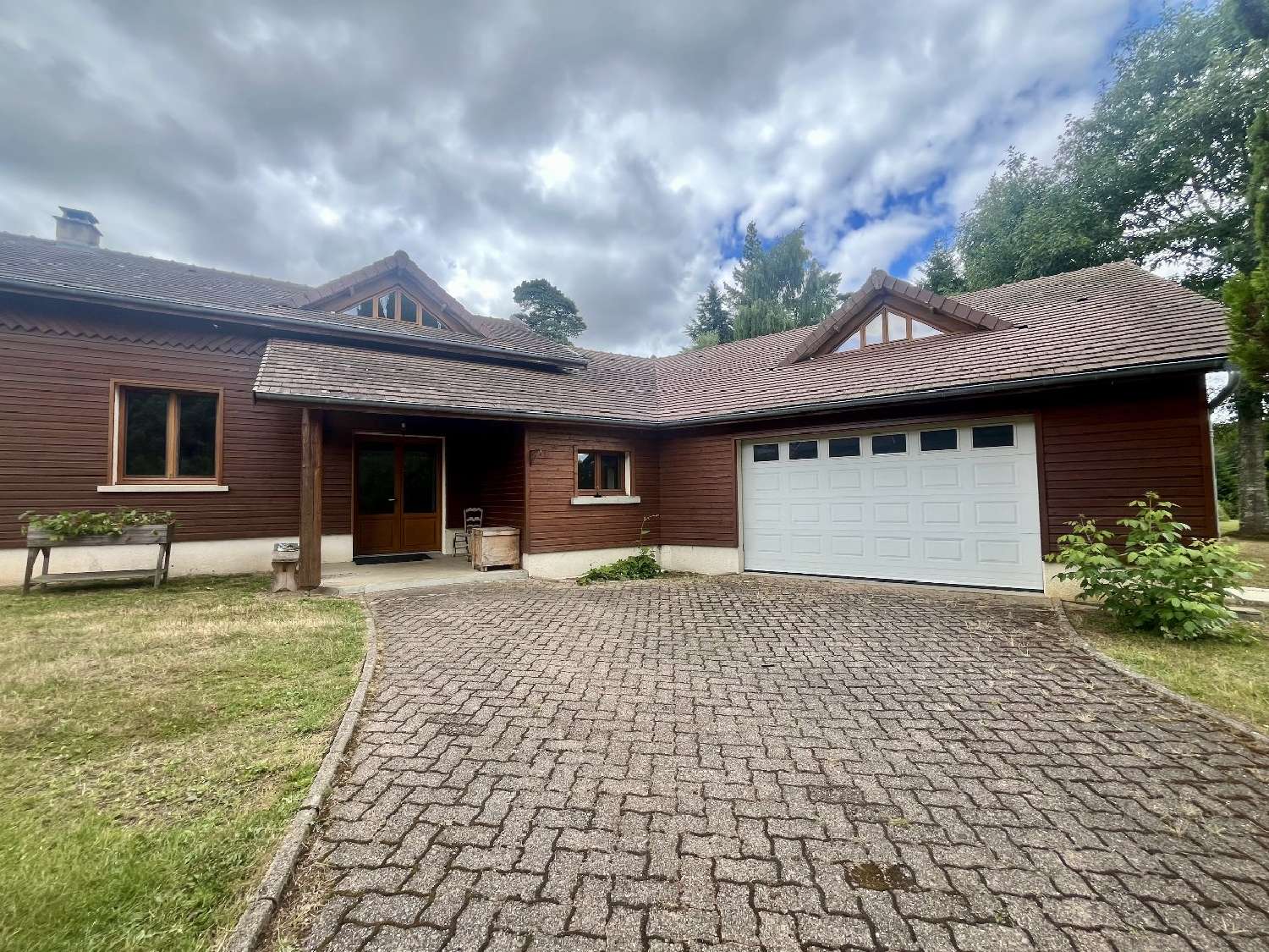  te koop huis Saint-Hilaire-les-Monges Puy-de-Dôme 2