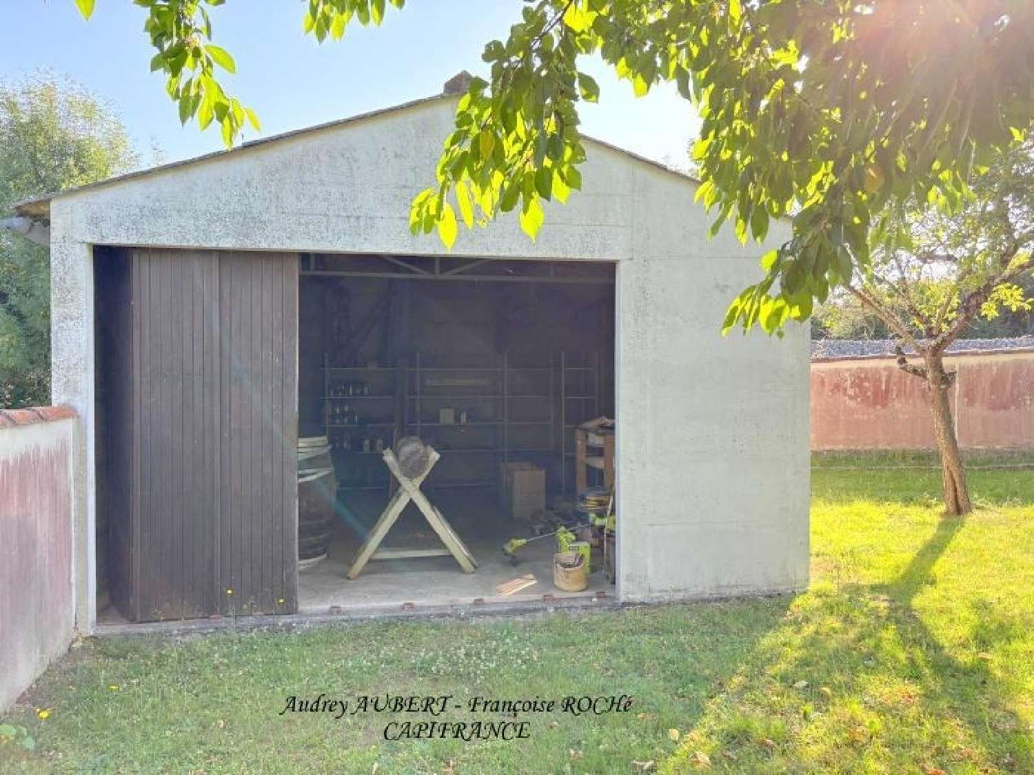  à vendre maison Saint-Jean-d'Angély Charente-Maritime 4