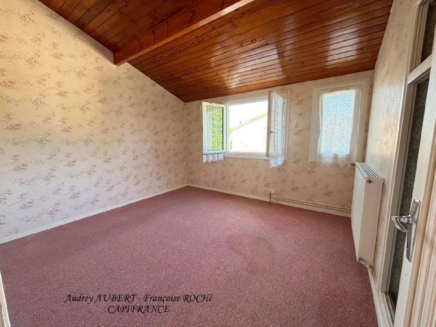  à vendre maison Saint-Jean-d'Angély Charente-Maritime 8