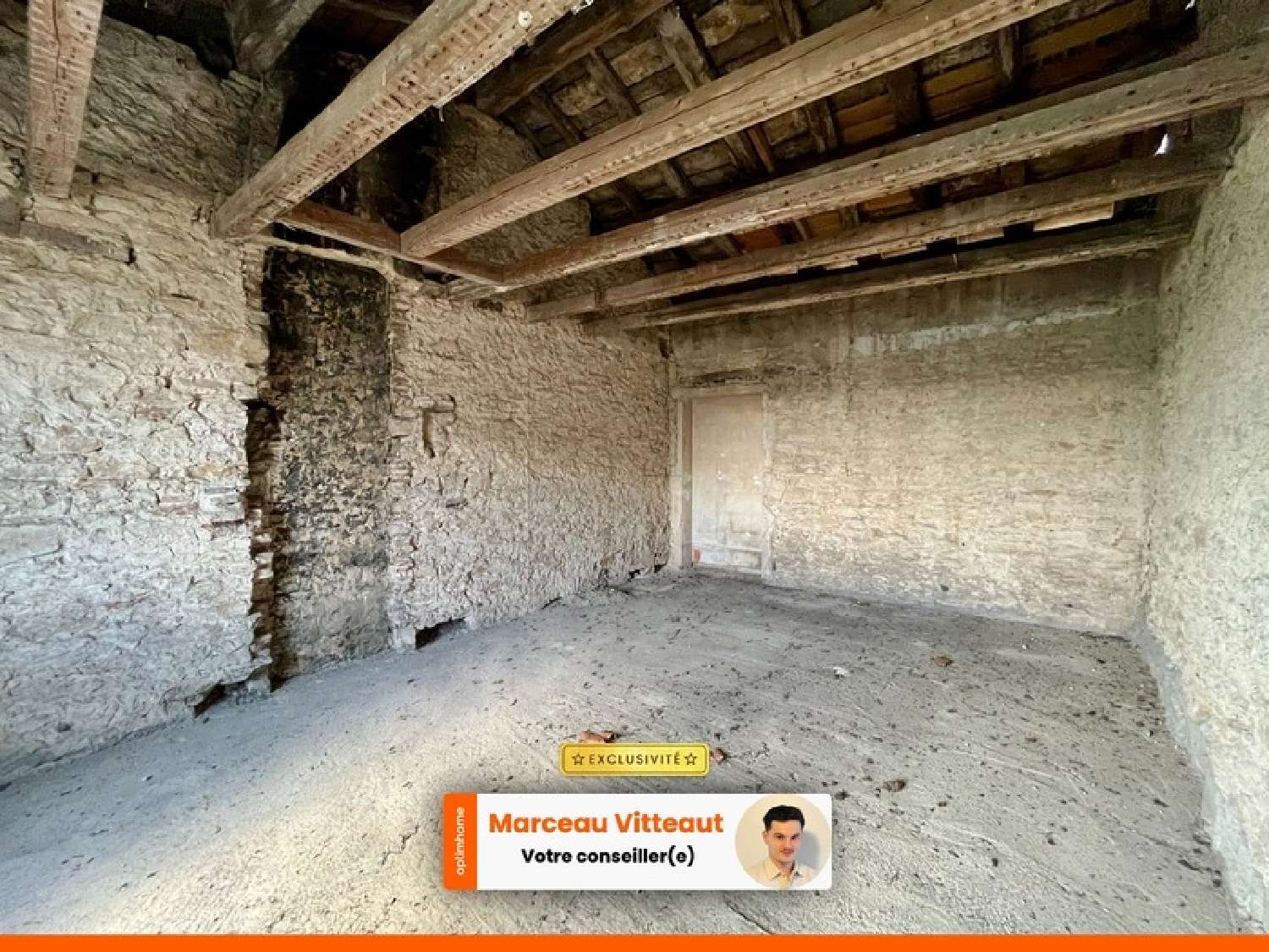 for sale house Saint-Jean-le-Priche Saône-et-Loire 2