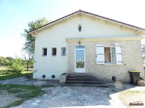 Saint-Laurent-de-Céris Charente maison foto 7214161