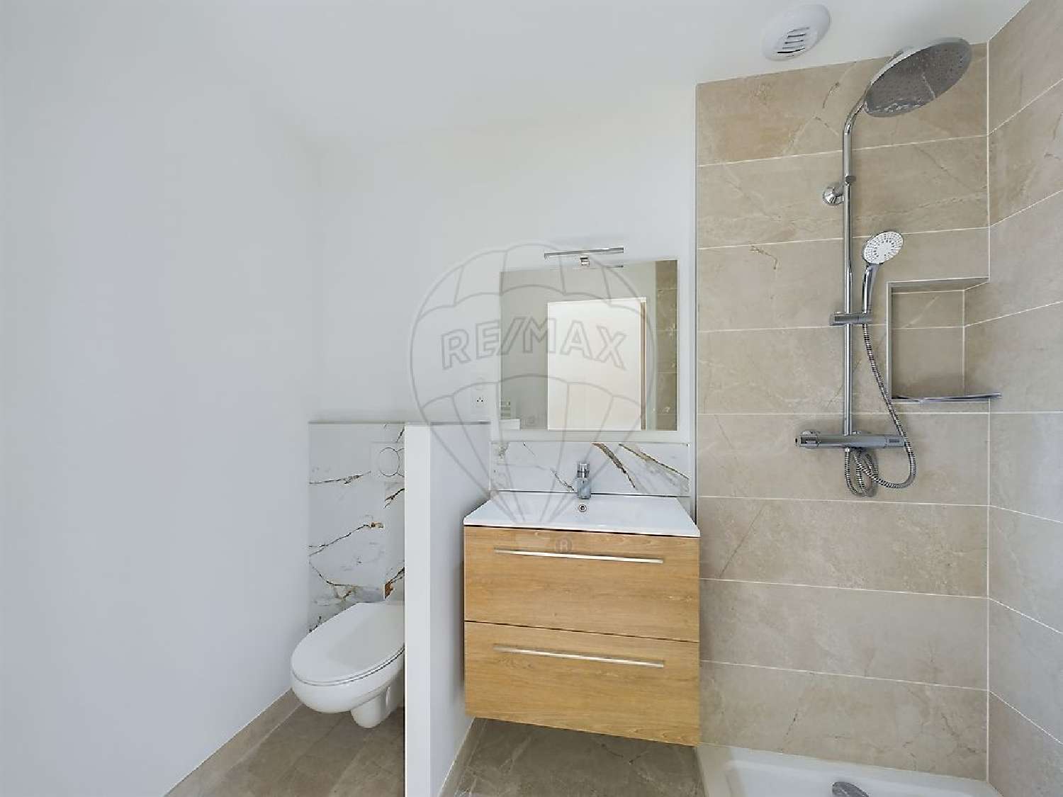  en venta casa Saint-Laurent-de-la-Prée Charente-Maritime 8