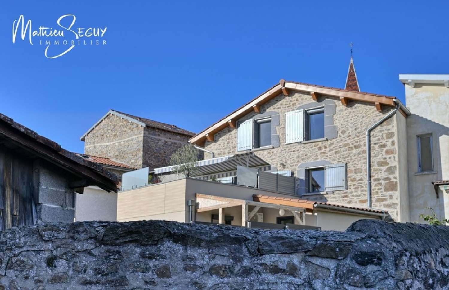  te koop huis Saint-Martin-en-Haut Rhône 1