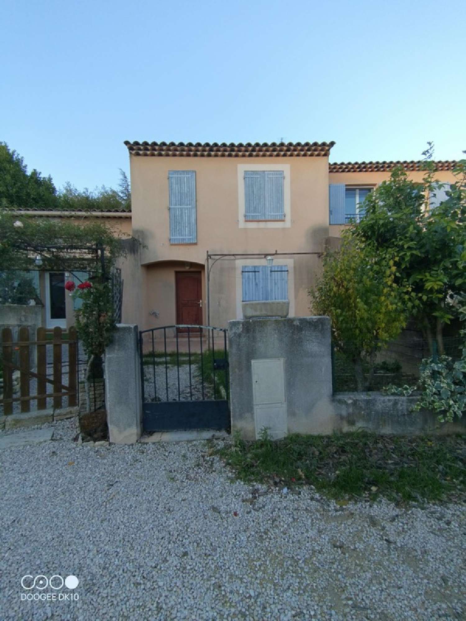  te koop huis Saint-Martin-de-la-Brasque Vaucluse 1