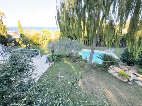 Saint-Mitre-les-Remparts Bouches-du-Rhône Haus Bild 7214413