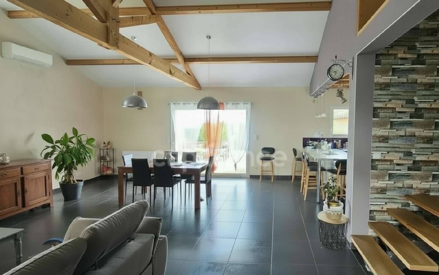 for sale house Saint-Santin-de-Maurs Cantal 6