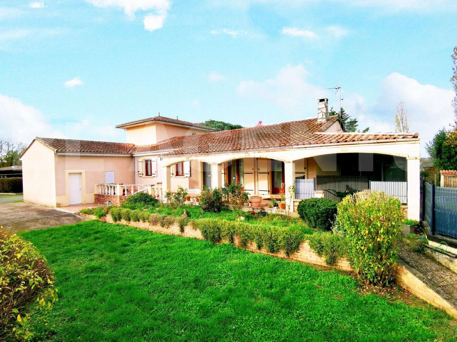  for sale house Sainte-Terre Gironde 1