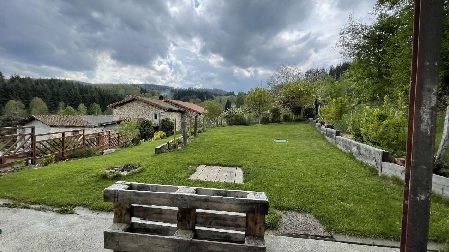  à vendre maison Thiers Puy-de-Dôme 1