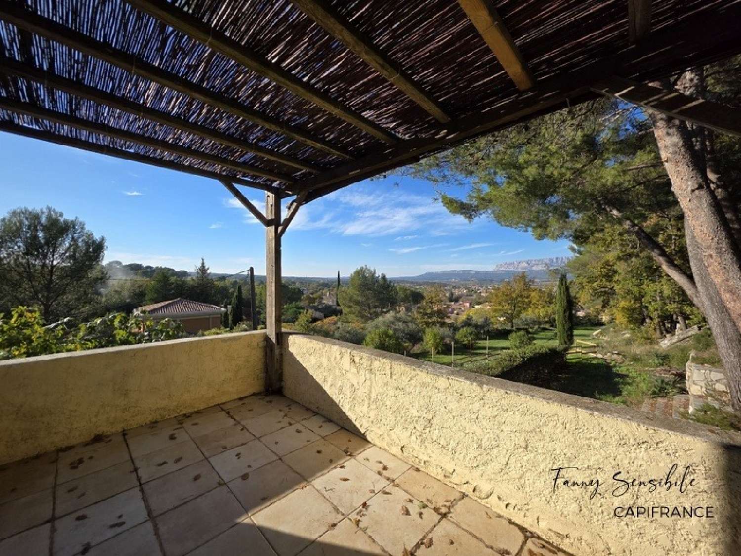 à vendre maison Trets Bouches-du-Rhône 2