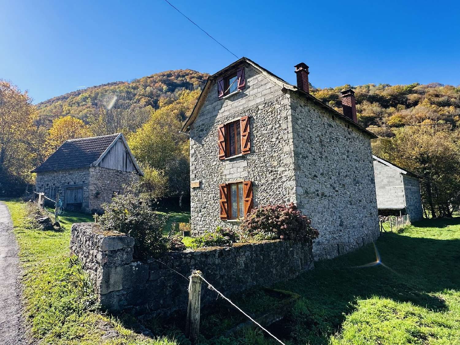 for sale house Uchentein Ariège 2