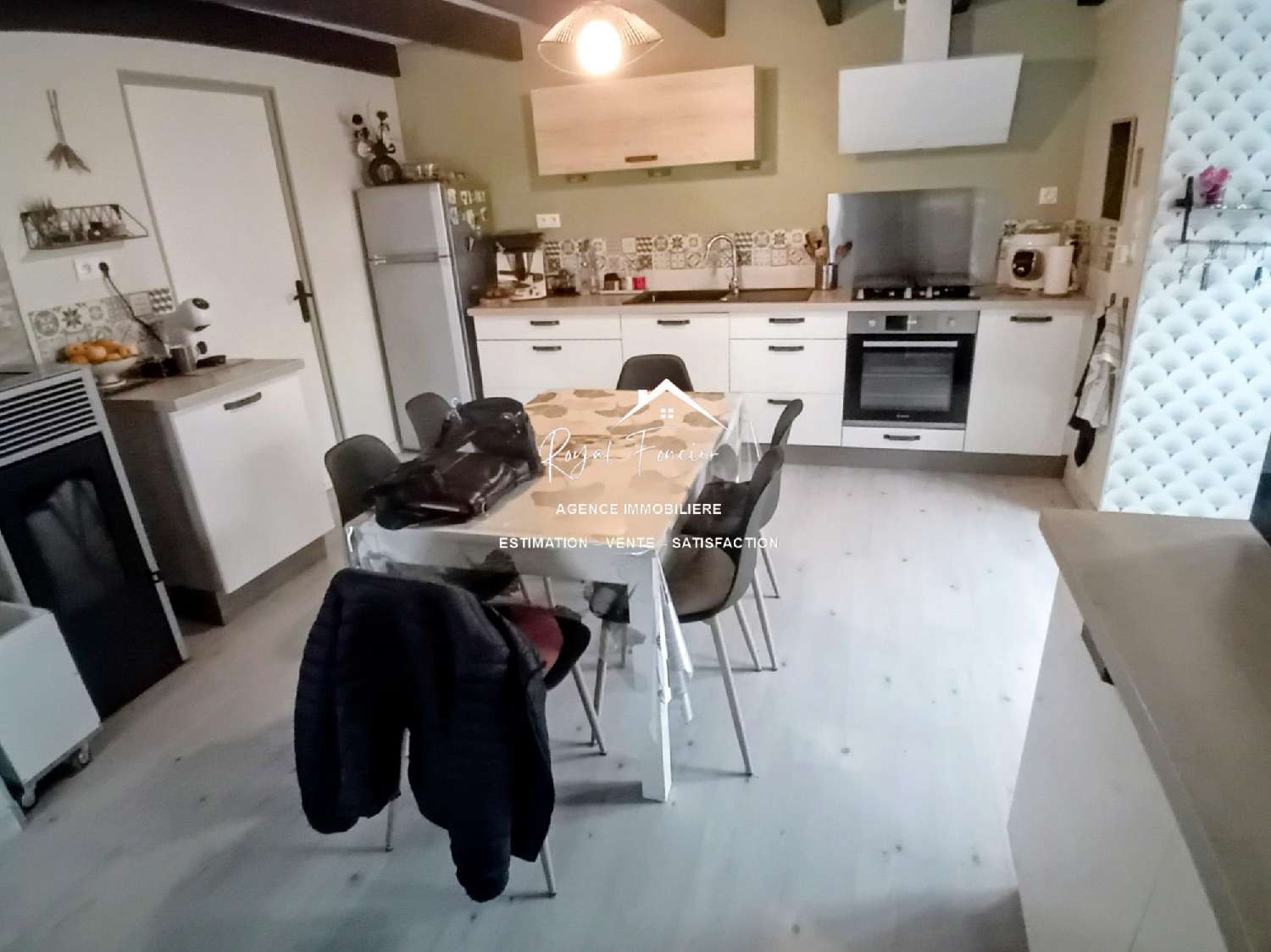  for sale house Vaux-sur-Vienne Vienne 5