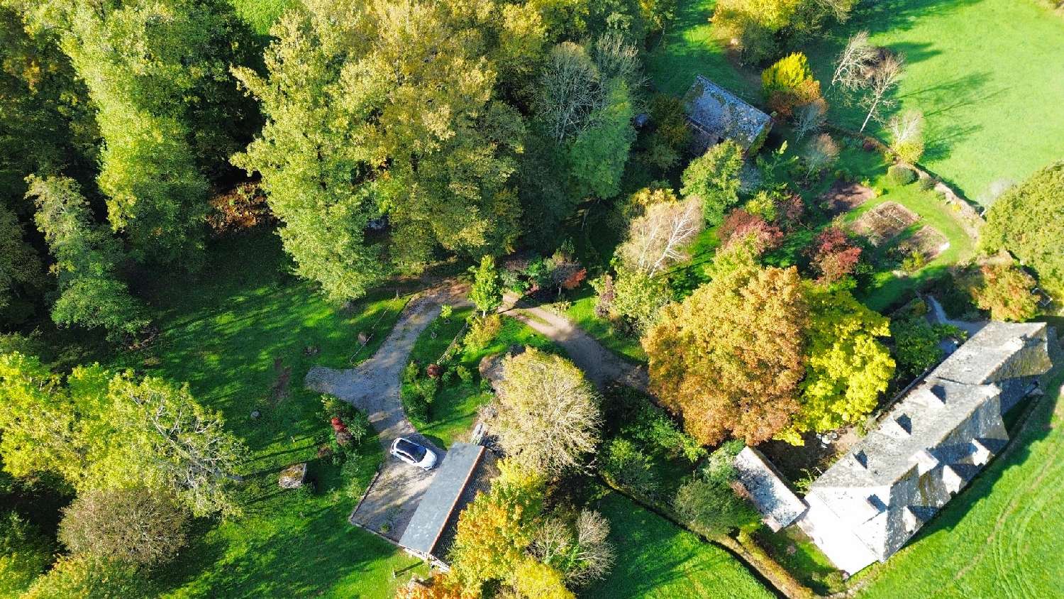  te koop huis Villecomtal Aveyron 1