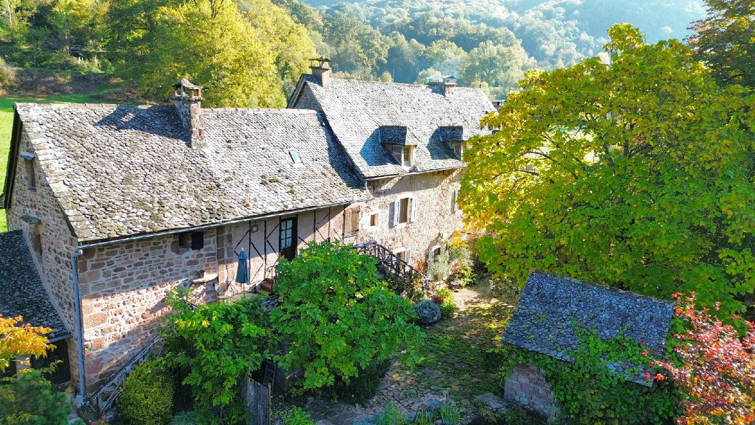  te koop huis Villecomtal Aveyron 2