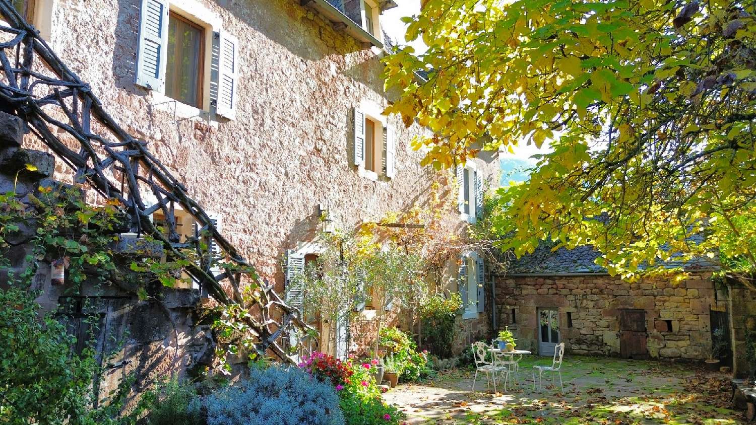  te koop huis Villecomtal Aveyron 5