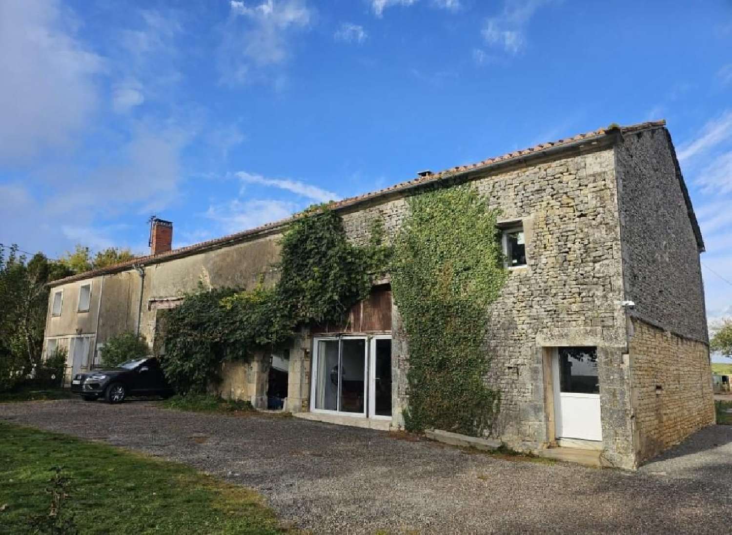  te koop huis Villefagnan Charente 1