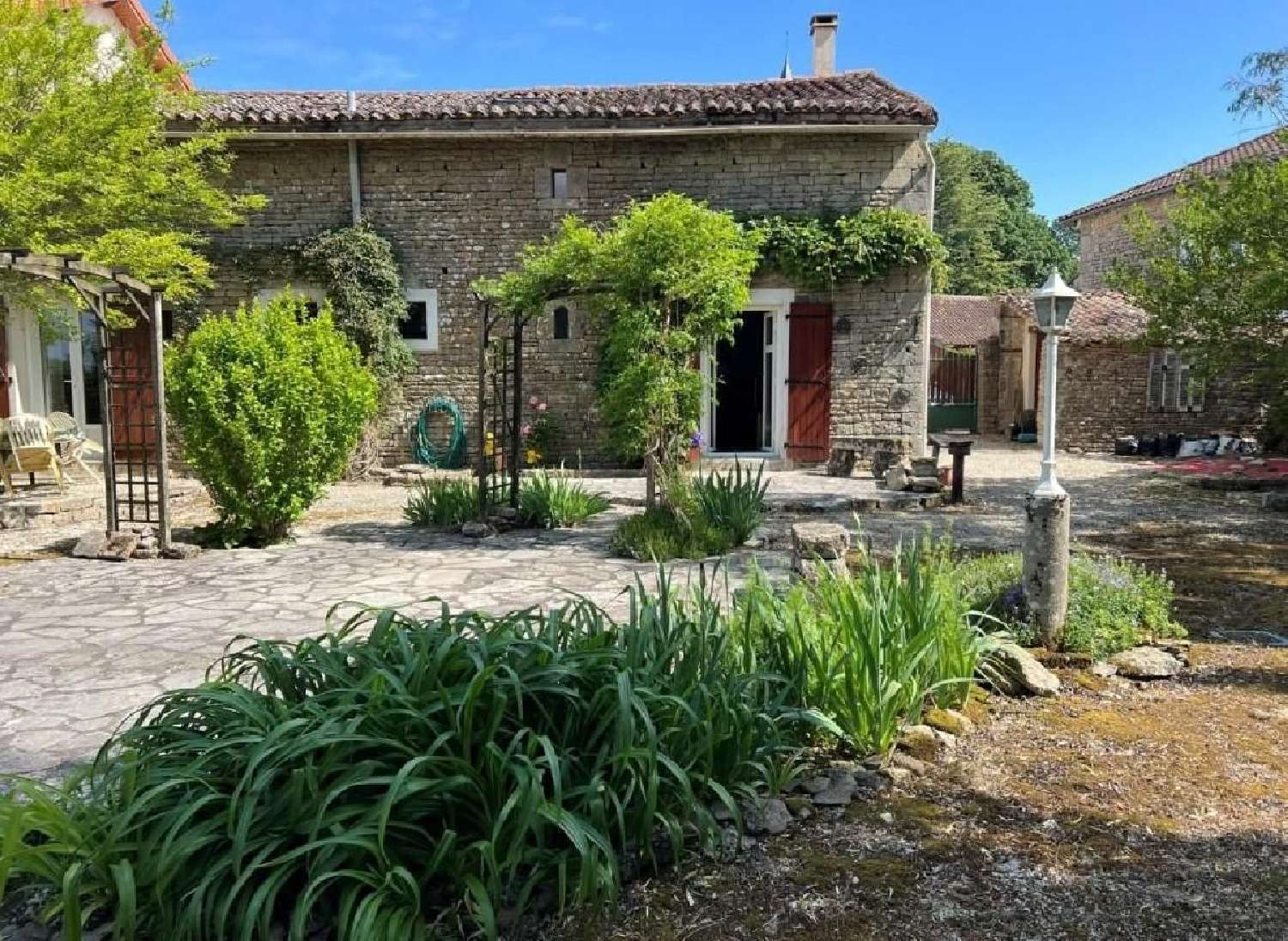  for sale house Villefagnan Charente 1