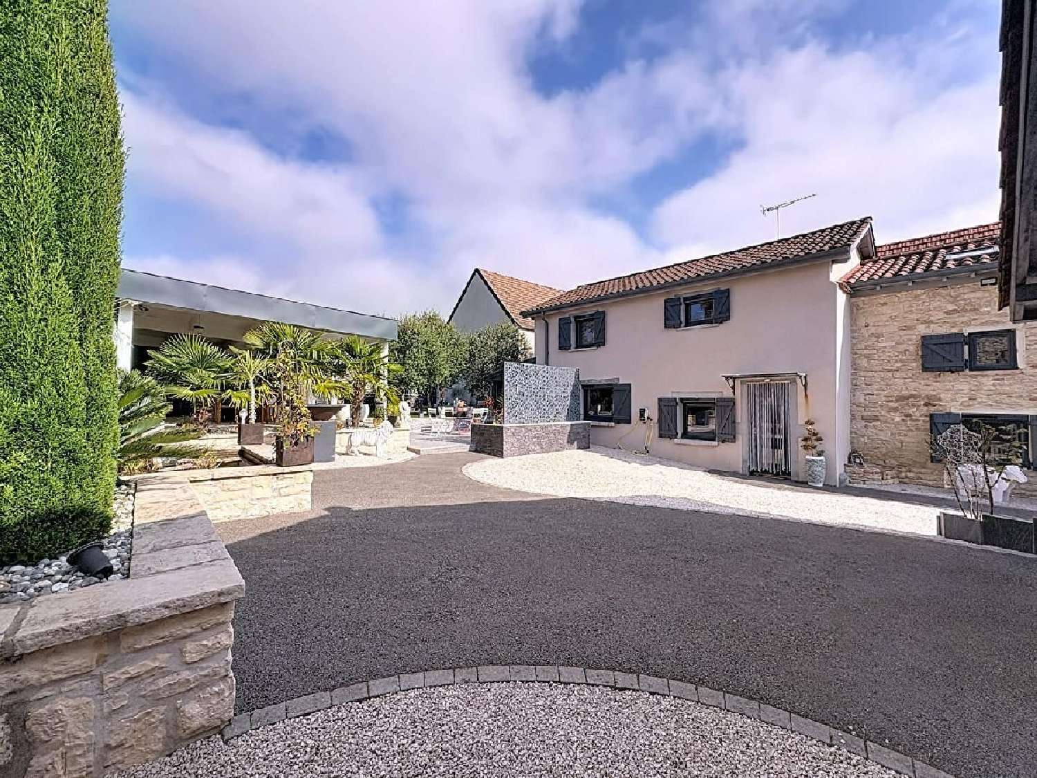 te koop huis Viré Saône-et-Loire 1