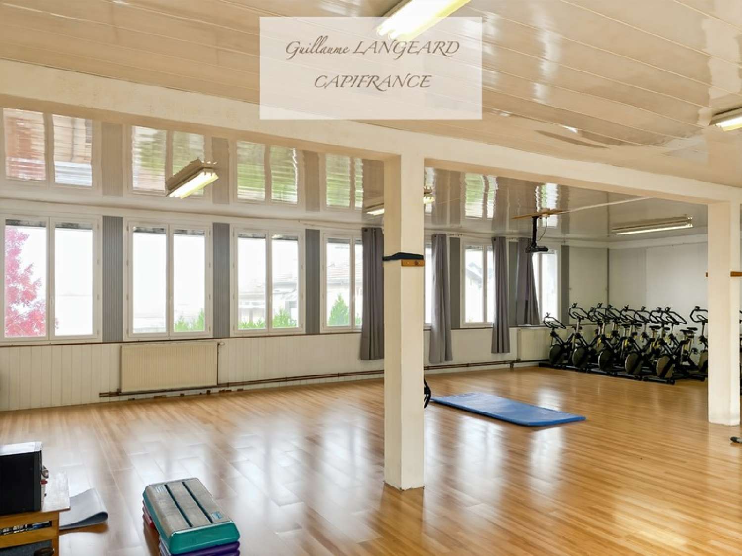 à vendre bureau Oyonnax Ain 7