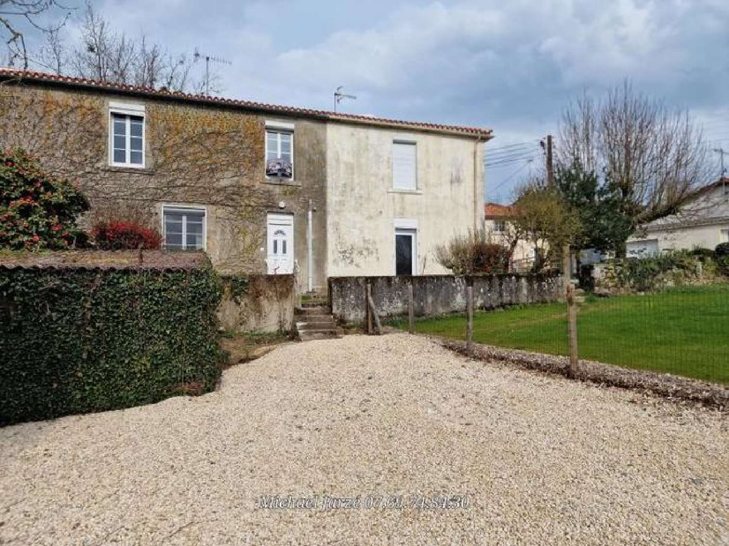  te koop kantoor Pouzauges Vendée 1