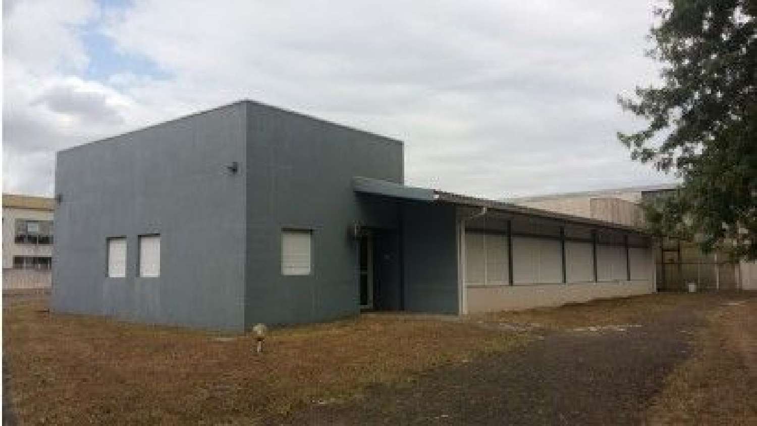  for sale office Saint-Pierre-du-Mont Landes 1