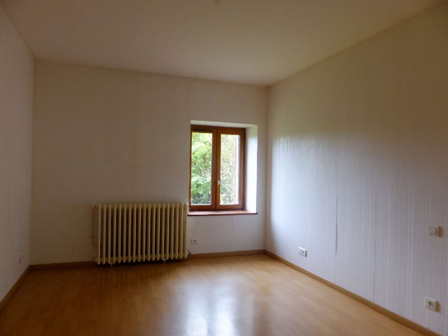  for sale office Saulzais-le-Potier Cher 7