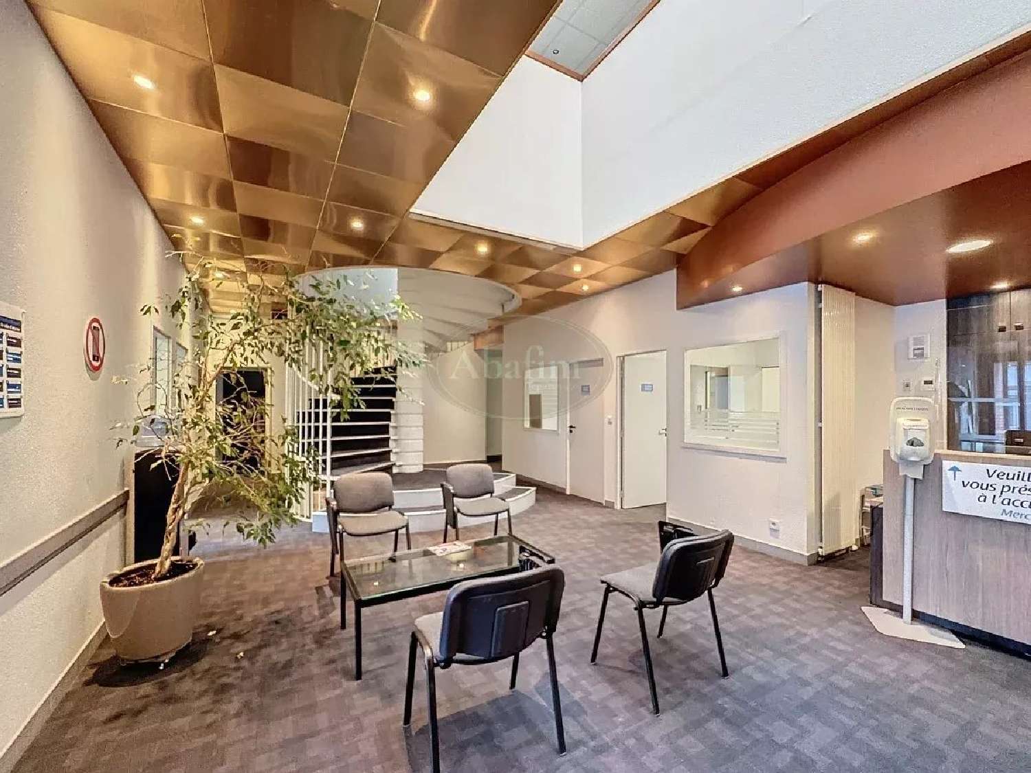  for sale office Tarbes Hautes-Pyrénées 3