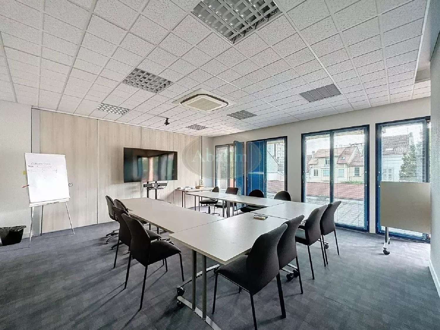  for sale office Tarbes Hautes-Pyrénées 7