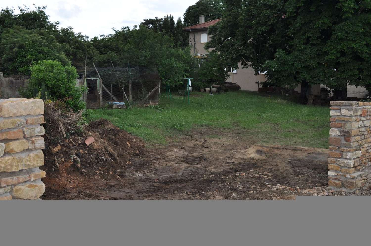  te koop terrein Lachassagne Rhône 1