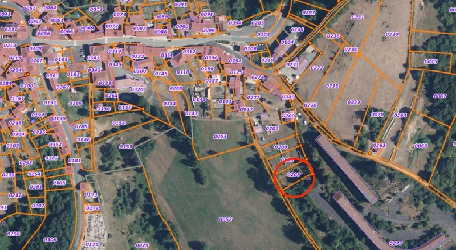 te koop terrein Laprugne Allier 2