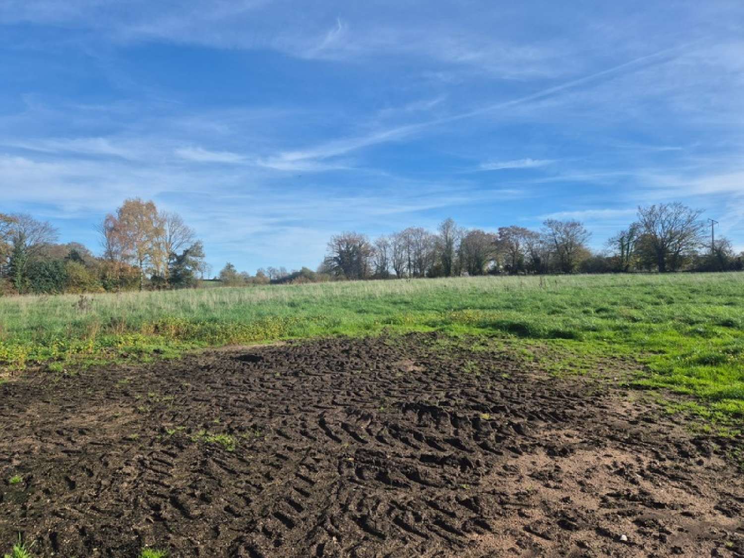 te koop terrein Orsennes Indre 2