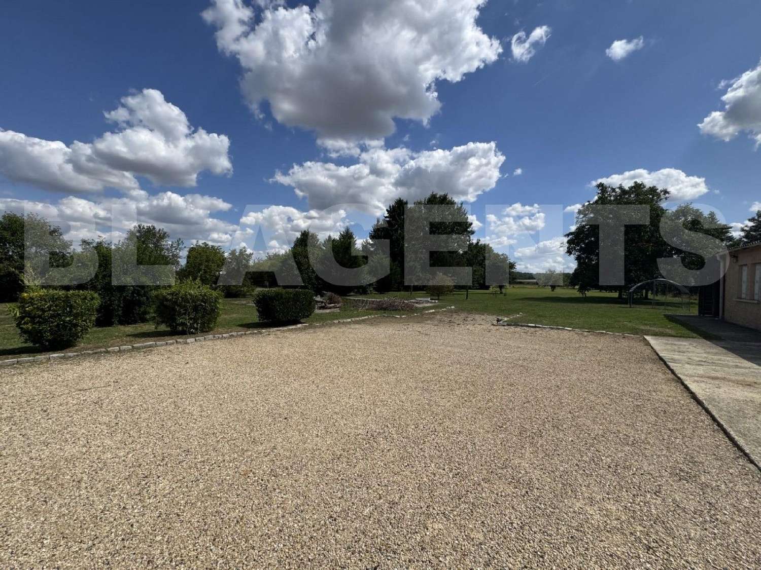  à vendre terrain Othis Seine-et-Marne 1