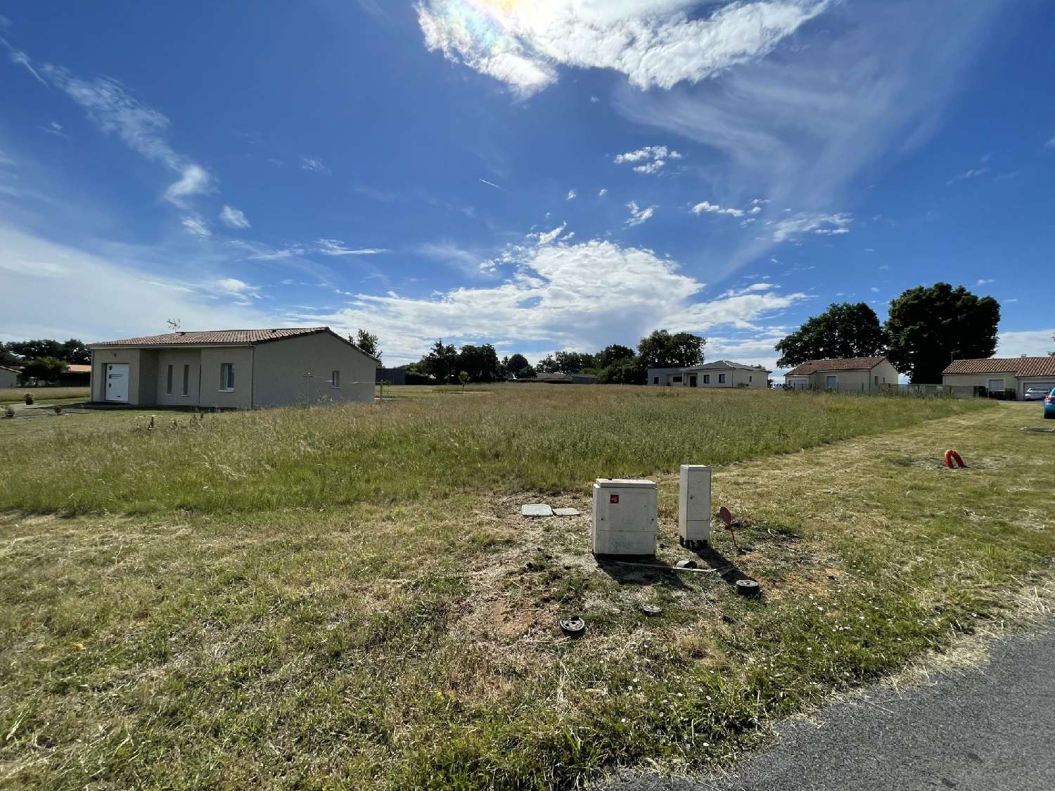 for sale terrain Pressac Vienne 1