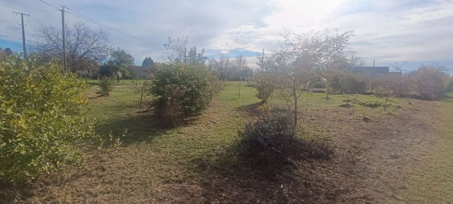  te koop terrein Saint-Front-de-Pradoux Dordogne 3