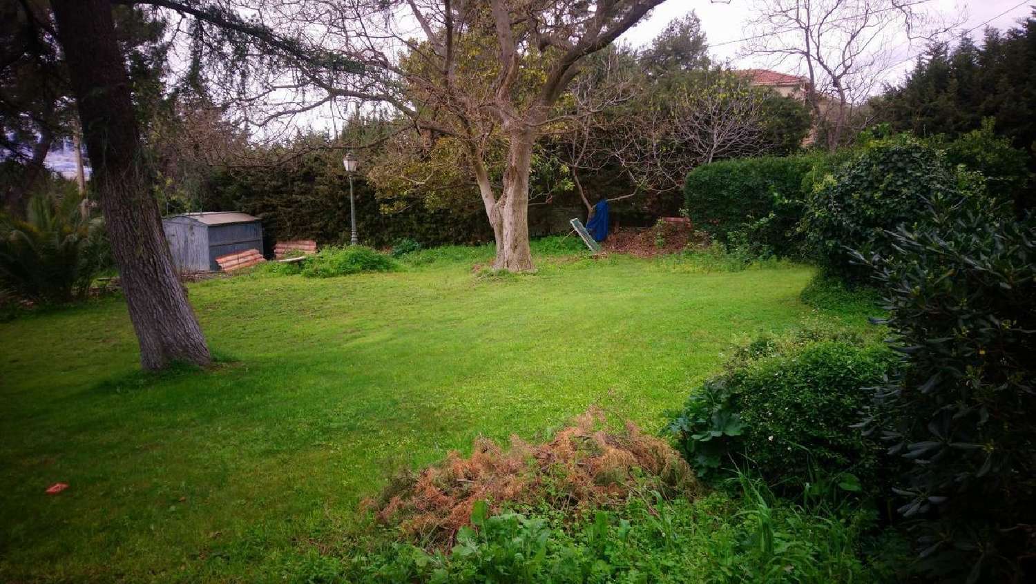  te koop terrein Toulon Var 1