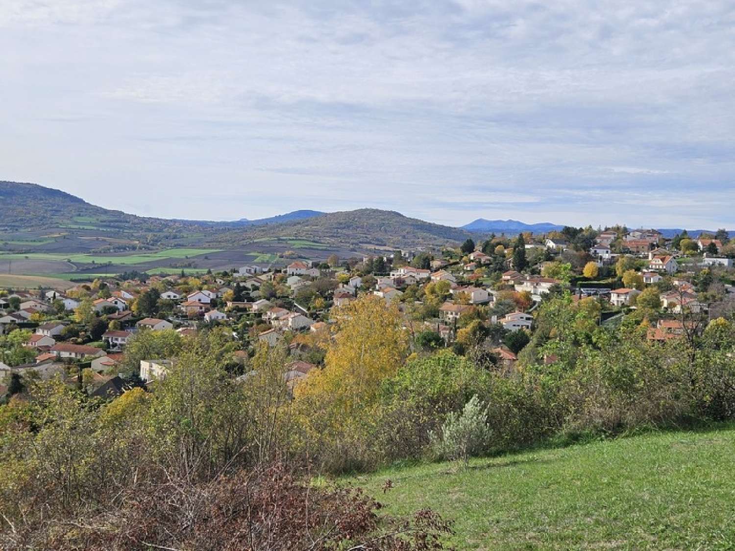  for sale terrain Veyre-Monton Puy-de-Dôme 2